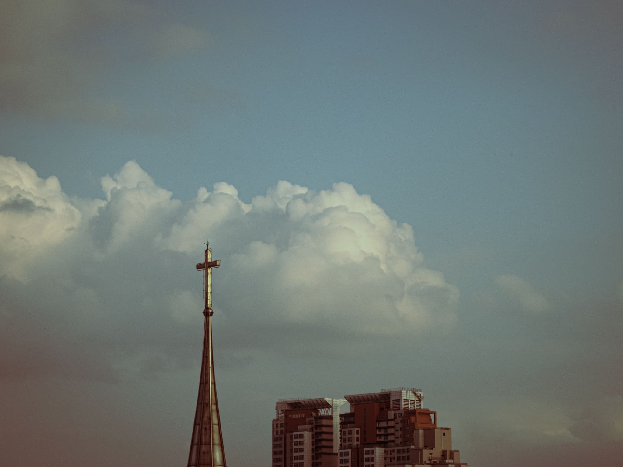 croix dans les étoiles