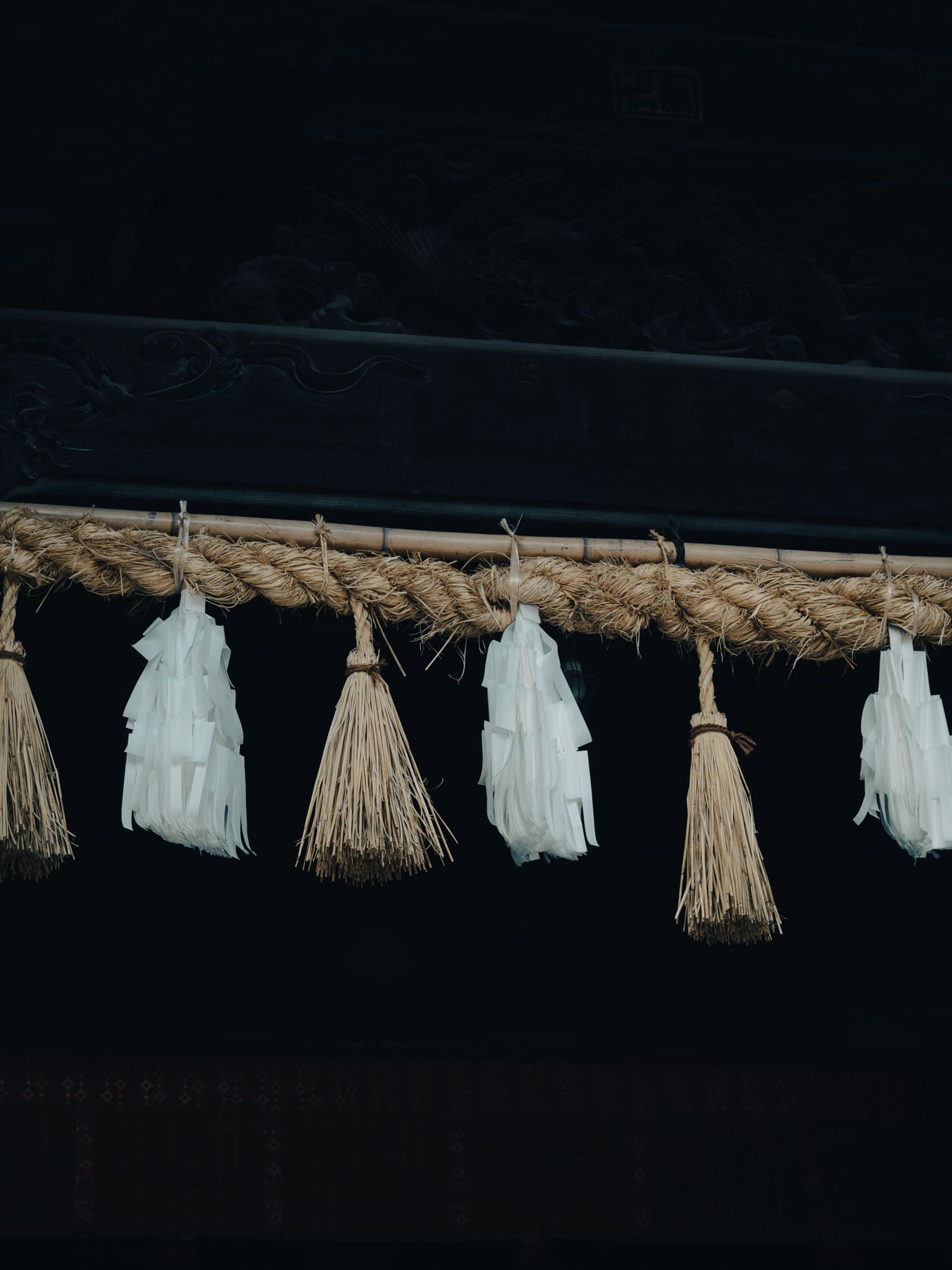 Shimenawa dans un temple de matsumoto